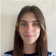 Studentessa al quarto anno del liceo artistico-indirizzo architettura e ambiente